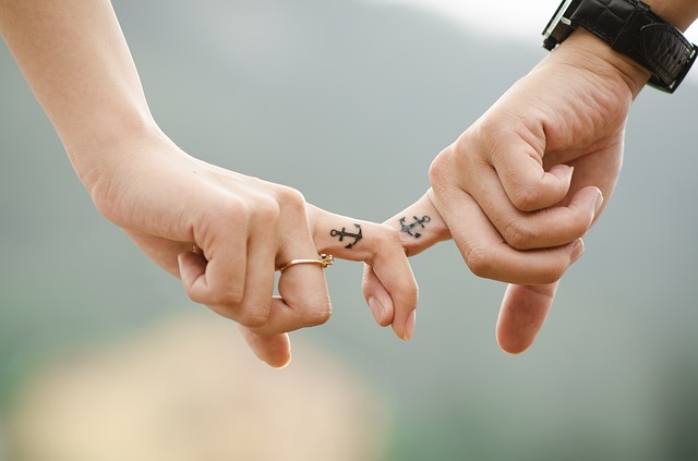 LDR ternyata bisa membuat hubungan semakin erat, loh. (Foto: Pixabay) LDR ternyata bisa membuat hubungan semakin erat, loh. (Foto: Pixabay)