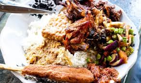 Nasi kotaraja (Foto: makananoleholeh.com) Nasi kotaraja (Foto: makananoleholeh.com)