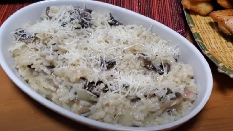 Risotto menu ala orang Italia (foto: SC YouTube Nikmatul Rosidah) Risotto menu ala orang Italia (foto: SC YouTube Nikmatul Rosidah)