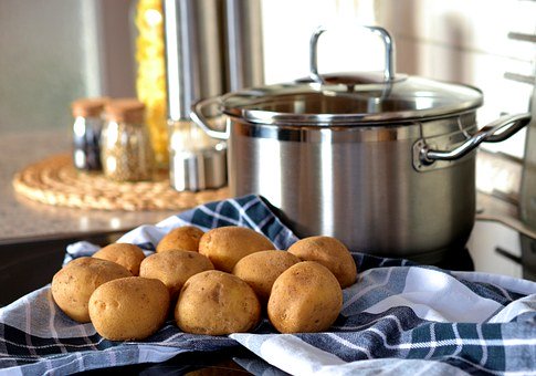 Kentang adalah salah satu makanan yang toak boleh dikonsumsi setiap hari, (Foto: Pixabay) Kentang adalah salah satu makanan yang toak boleh dikonsumsi setiap hari, (Foto: Pixabay)