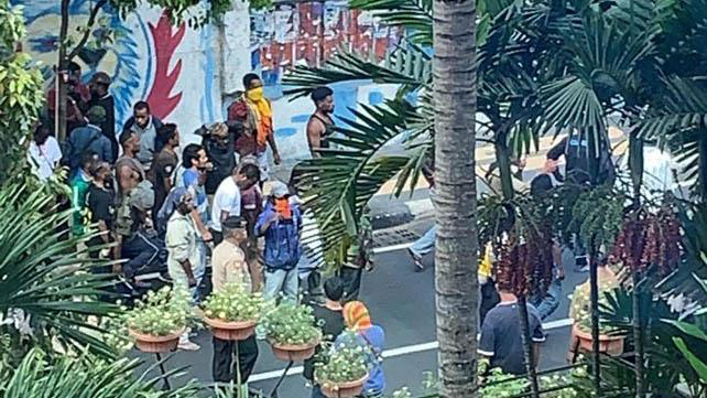 Demo di Malang, Jawa Timur atas ucapan Wakil Wali Kota Sofyan Edi Jarwoko soal pengusiran mahasiswa Papua. Wali Kota Sutiaji minta maaf (Foto : Istimewa) Demo di Malang, Jawa Timur atas ucapan Wakil Wali Kota Sofyan Edi Jarwoko soal pengusiran mahasiswa Papua. Wali Kota Sutiaji minta maaf (Foto : Istimewa)
