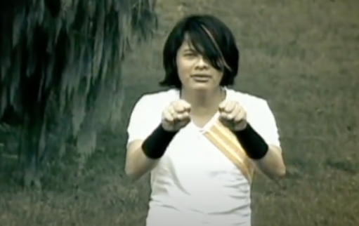 Armand Maulana dalam video klip 11 Januari – Gigi (foto: YouTube/ gigiVEVO) Armand Maulana dalam video klip 11 Januari – Gigi (foto: YouTube/ gigiVEVO)