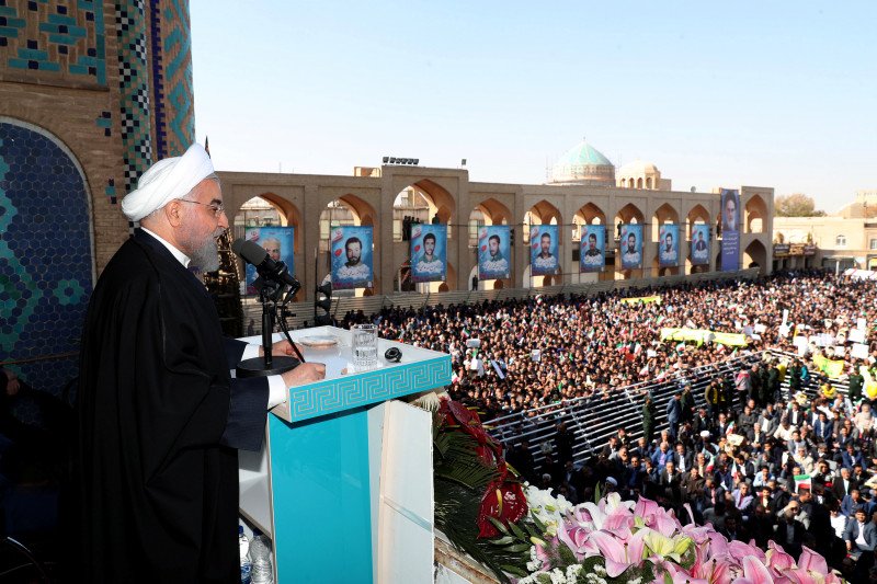 Presiden Iran Hassan Rouhani berpidato di hadapan masyarakat di Yazd, Iran, Minggu (10/11/2019). (Foto: Antara via Reuters/Official Presidential Website/TM) Presiden Iran Hassan Rouhani berpidato di hadapan masyarakat di Yazd, Iran, Minggu (10/11/2019). (Foto: Antara via Reuters/Official Presidential Website/TM)