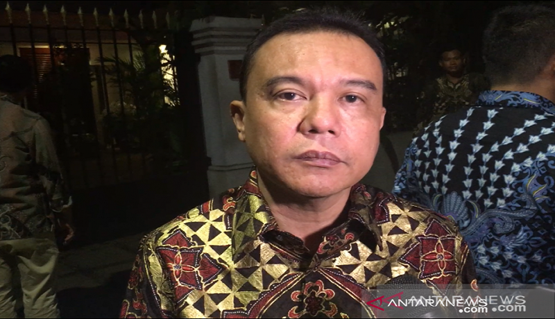 Wakil Ketua Umum Partai Gerindra Sufmi Dasco Ahmad saat mengumumkan Cawagub DKI. Foto: Antara Wakil Ketua Umum Partai Gerindra Sufmi Dasco Ahmad saat mengumumkan Cawagub DKI. Foto: Antara