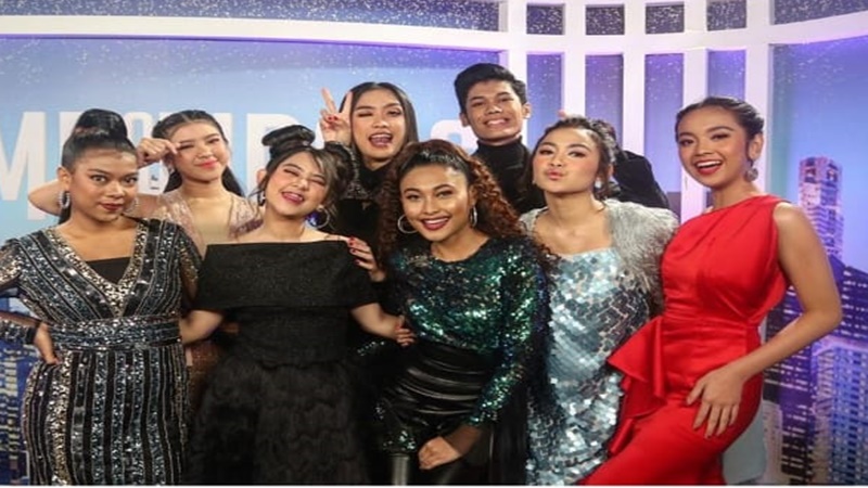Kontestan Indonesian Idol saat Top 8 (foto: IG @indonesianidolid) Kontestan Indonesian Idol saat Top 8 (foto: IG @indonesianidolid)
