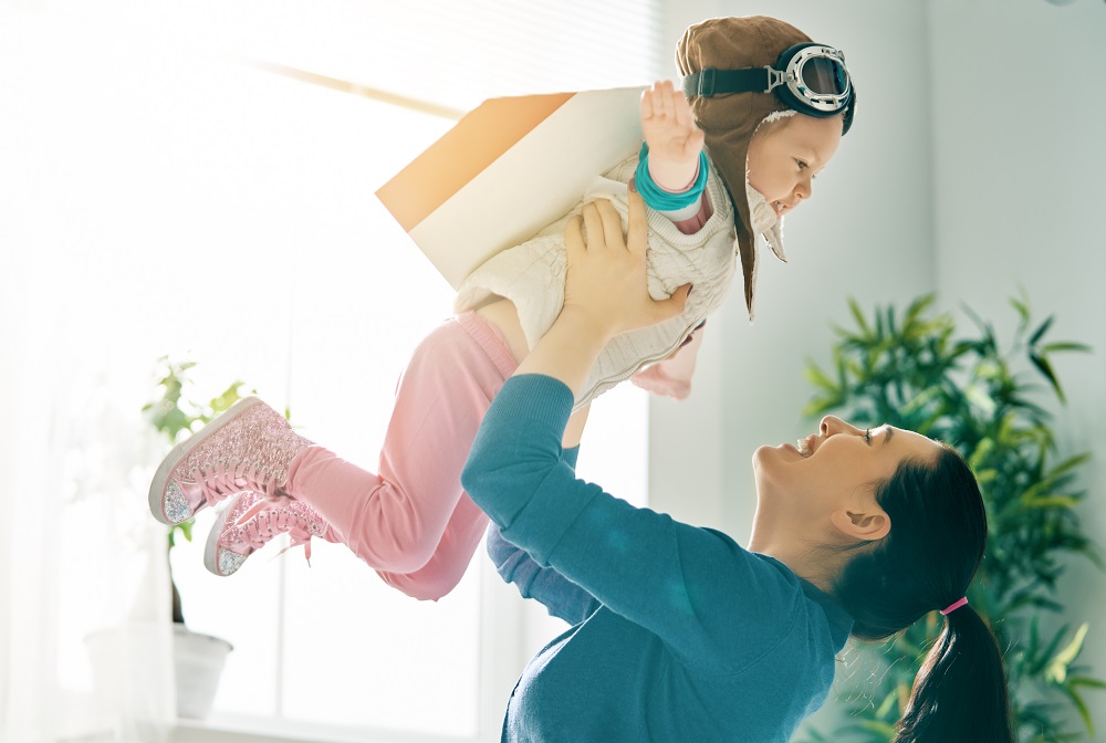 Ilustrasi ibu dan anak. (Foto: Elements Envato) Ilustrasi ibu dan anak. (Foto: Elements Envato)