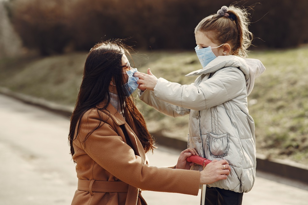 Ilustras ibu dan anak. (Foto: Elements Envato) Ilustras ibu dan anak. (Foto: Elements Envato)
