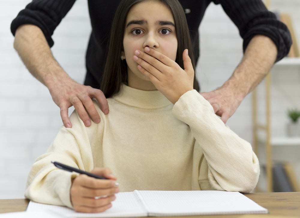 pengetahuan akan tubuhnya sendiri membuat anak tehindar dari pelecehan. (Foto: Elements Envato) pengetahuan akan tubuhnya sendiri membuat anak tehindar dari pelecehan. (Foto: Elements Envato)