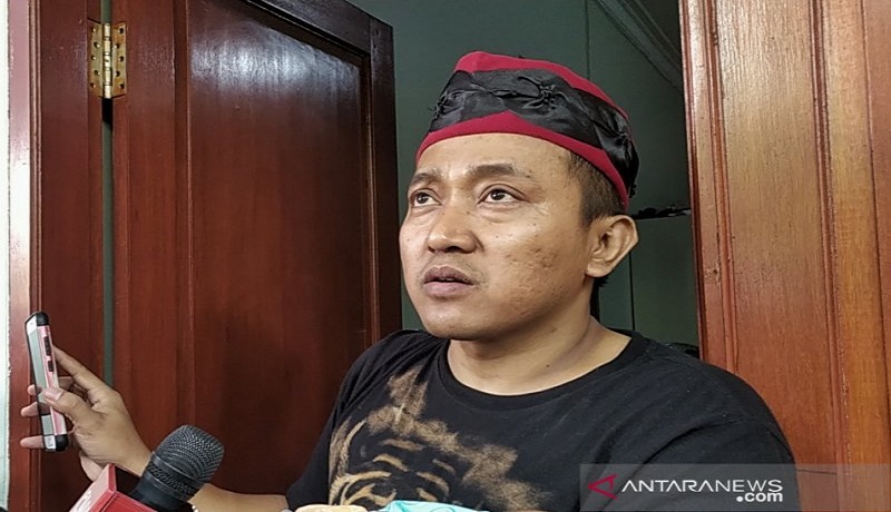 uami Lina Jubaidah, Teddy Pardiyana. Foto: Antara uami Lina Jubaidah, Teddy Pardiyana. Foto: Antara