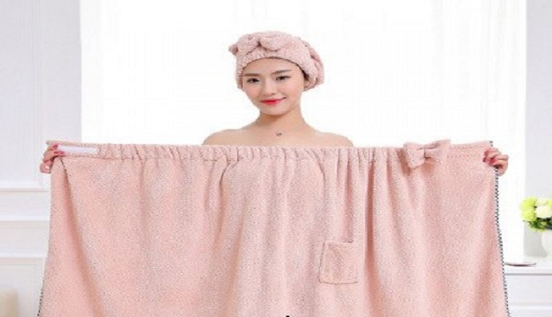 Ilustrasi wanita mandi (amazon) Ilustrasi wanita mandi (amazon)