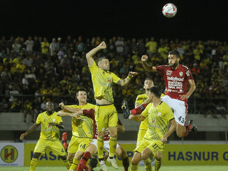 Bali United berhasil mengalahkan Barito Putera dengan skor 2-1 pada pekan kedua Liga 1 2020 di Stadion Demang Lehman, Martapura, Kalimantan Selatan. Foto: Twitter/BaliUnited Bali United berhasil mengalahkan Barito Putera dengan skor 2-1 pada pekan kedua Liga 1 2020 di Stadion Demang Lehman, Martapura, Kalimantan Selatan. Foto: Twitter/BaliUnited