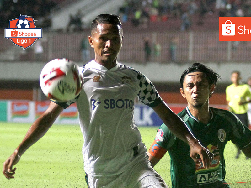 PSS Sleman ditahan imbang PS Tira Persikabo dengan skor 0-0 pada lanjutan Liga 1 2020 di Stadion Maguwoharjo, Minggu (8/3). Foto: Twitter/Liga1Match PSS Sleman ditahan imbang PS Tira Persikabo dengan skor 0-0 pada lanjutan Liga 1 2020 di Stadion Maguwoharjo, Minggu (8/3). Foto: Twitter/Liga1Match