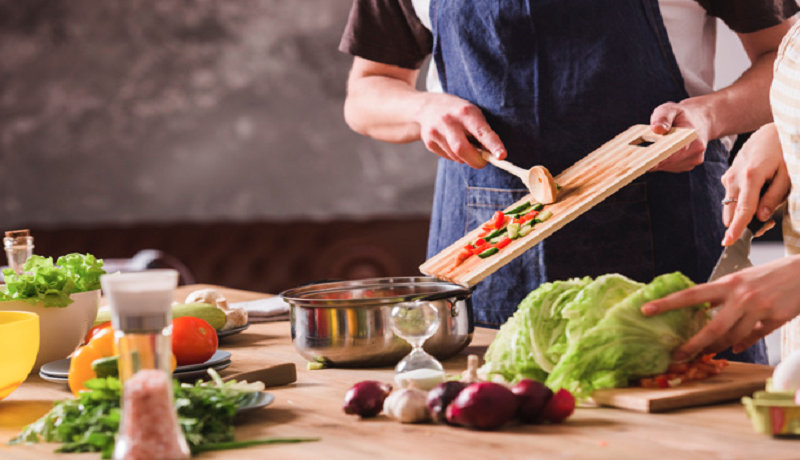 Ilustrasi memasak. Foto: Freepik Ilustrasi memasak. Foto: Freepik