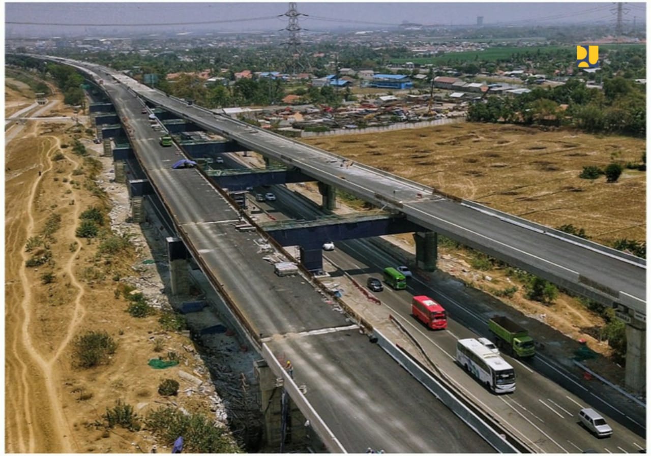 Jalan tol menjadi lengang sejak diberlakukan PSBB (foto: PUPR) Jalan tol menjadi lengang sejak diberlakukan PSBB (foto: PUPR)