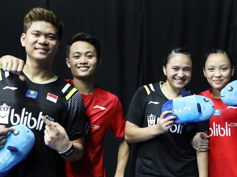 Ganda campuran Akbar Bintang Cahyono/Winny Oktavina Kandow menyedot perhatian publik saat tampil pada Mola TV PBSI Home Tournament. Foto: PBSI Ganda campuran Akbar Bintang Cahyono/Winny Oktavina Kandow menyedot perhatian publik saat tampil pada Mola TV PBSI Home Tournament. Foto: PBSI
