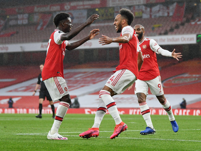 Arsenal hanya bermain imbang kontra Leicester dengan skor 1-1 di Emirates Stadium, Rabu (8/7) dini hari WIB. Foto: Twitter/premierleague Arsenal hanya bermain imbang kontra Leicester dengan skor 1-1 di Emirates Stadium, Rabu (8/7) dini hari WIB. Foto: Twitter/premierleague