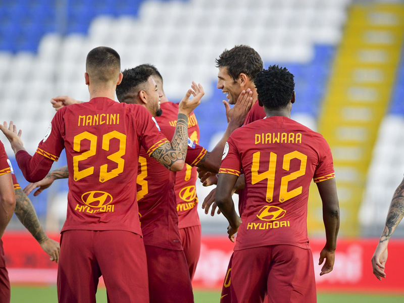 AS Roma tidak menemui kesulitan berarti ketika bertandang ke markas Brescia pada pekan ke-32 Liga Italia 2019-2020. Foto: Twitter/asroma AS Roma tidak menemui kesulitan berarti ketika bertandang ke markas Brescia pada pekan ke-32 Liga Italia 2019-2020. Foto: Twitter/asroma