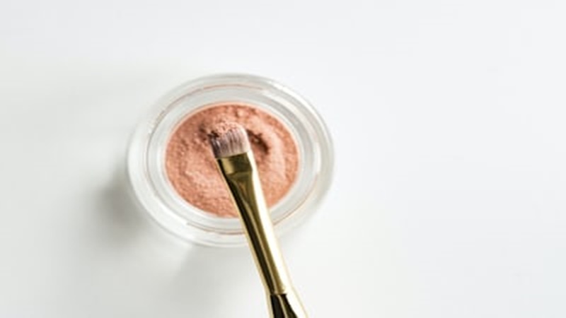Ilustrasi, blush on (foto: Unsplash) Ilustrasi, blush on (foto: Unsplash)