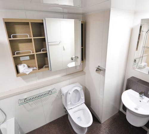 ilustrasi: Kamar mandi (foto: Pexels) ilustrasi: Kamar mandi (foto: Pexels)