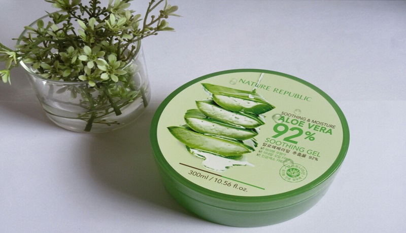 Nature Republic Aloe Vera . (shopee) Nature Republic Aloe Vera . (shopee)