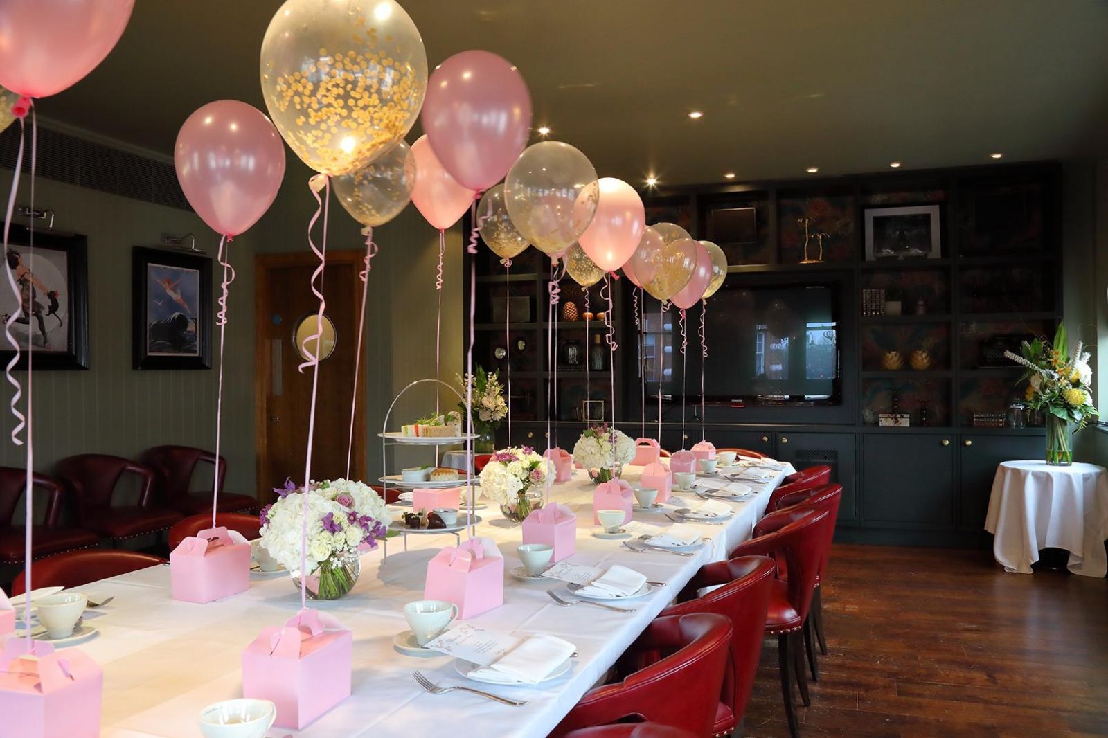 ilustrasi: acara bridal shower (foto: Tagvenue.com) ilustrasi: acara bridal shower (foto: Tagvenue.com)