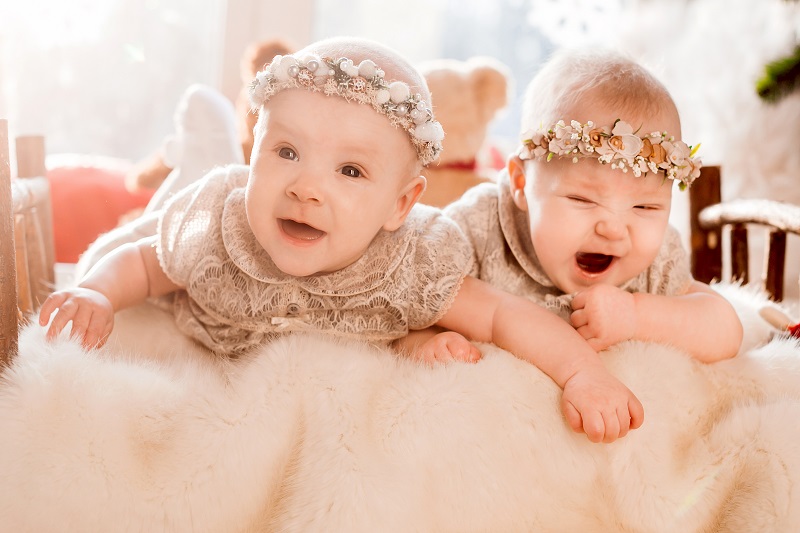 Ilustrasi: anak kembar (Foto: Freepik) Ilustrasi: anak kembar (Foto: Freepik)