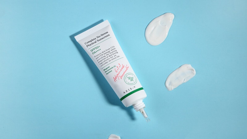 AXIS-Y-Complete No-Stress Physical Sunscreen (foto: lazada) AXIS-Y-Complete No-Stress Physical Sunscreen (foto: lazada)