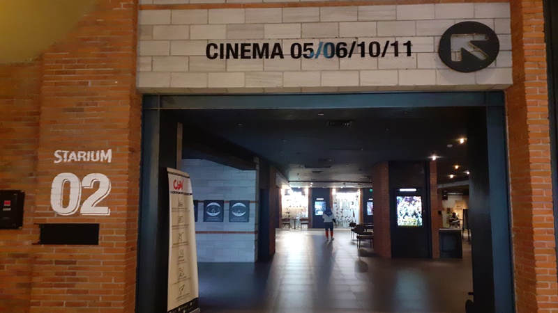 Bioskop CGV kembali bveroperasi, setelah ditutup akibat pandemi virus corona (covid-19) (foto: Andri Bagus/GenPI.co) Bioskop CGV kembali bveroperasi, setelah ditutup akibat pandemi virus corona (covid-19) (foto: Andri Bagus/GenPI.co)
