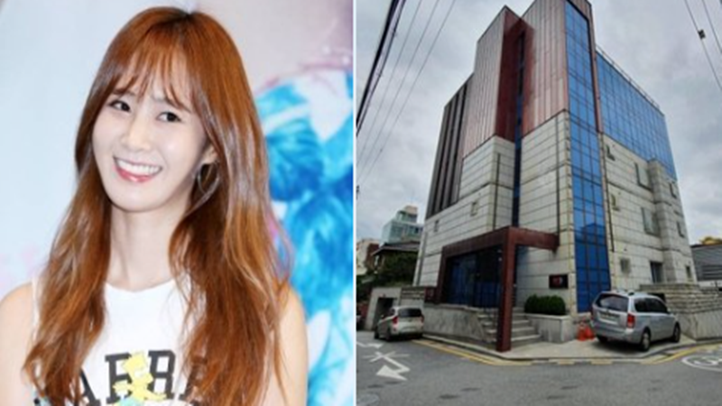 Yuri SNSD membeli gedung berlantai 5 (sumber foto: SC Twitter @soonkyupsal) Yuri SNSD membeli gedung berlantai 5 (sumber foto: SC Twitter @soonkyupsal)
