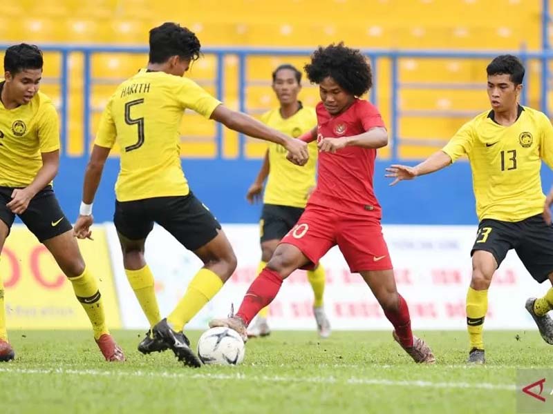 Bagus Kahfi (merah). Foto: Yusran Uccang/Antara Bagus Kahfi (merah). Foto: Yusran Uccang/Antara