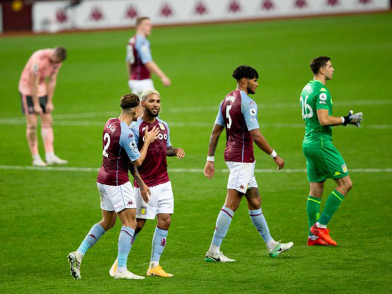 Emiliano Martinez menjadi bintang kemenangan Aston Villa saat melawan Sheffield United pada pekan kedua Liga Inggris 2020-2021. Foto: Twitter/@AVFCOfficial Emiliano Martinez menjadi bintang kemenangan Aston Villa saat melawan Sheffield United pada pekan kedua Liga Inggris 2020-2021. Foto: Twitter/@AVFCOfficial