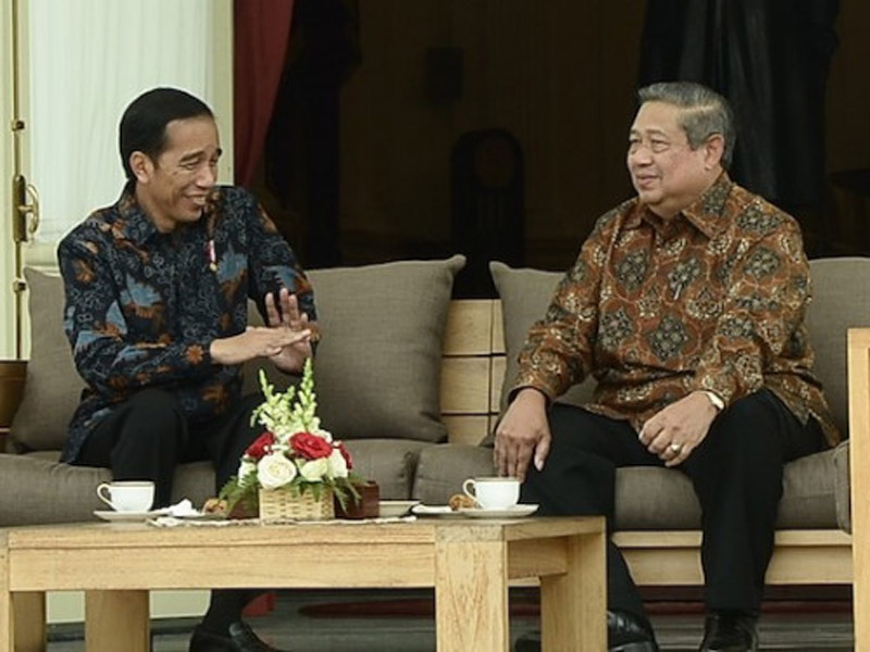 Presiden Joko Widodo (Jokowi) dan Susilo Bambang Yudhoyono (SBY). Foto: Dok JPNN.com/GenPI.co Presiden Joko Widodo (Jokowi) dan Susilo Bambang Yudhoyono (SBY). Foto: Dok JPNN.com/GenPI.co