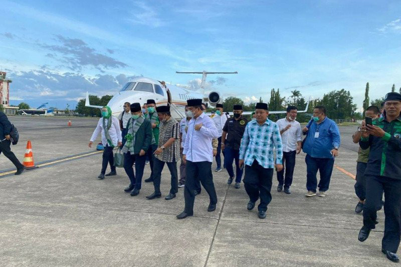 Plt Ketum PPP Suharso Monoarfa saat kunjungan ke daerah. Foto: ANTARA/HO Plt Ketum PPP Suharso Monoarfa saat kunjungan ke daerah. Foto: ANTARA/HO