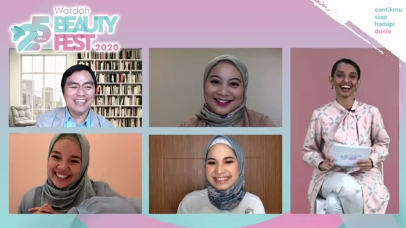 Rayakan usia 25 tahun, Wardah menggelar acara Wardah Beauty Fest yang dilakukan secara virtual (foto: tangkapan layar konferensi pers Wardah) Rayakan usia 25 tahun, Wardah menggelar acara Wardah Beauty Fest yang dilakukan secara virtual (foto: tangkapan layar konferensi pers Wardah)