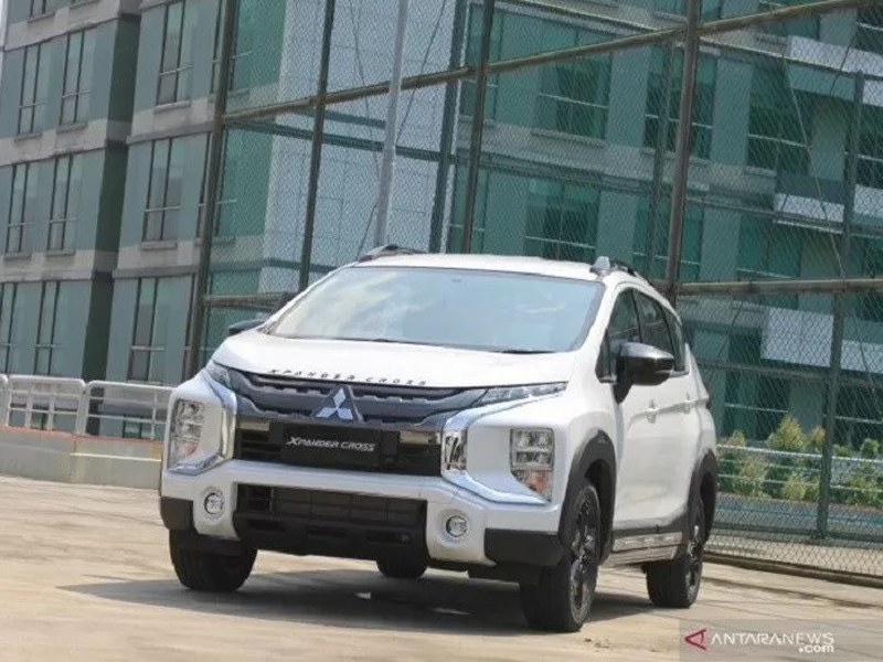 Mitsubishi Xpander Cross Rockford Fosgate. Foto: ANTARA/Alviansyah P/pri. Mitsubishi Xpander Cross Rockford Fosgate. Foto: ANTARA/Alviansyah P/pri.
