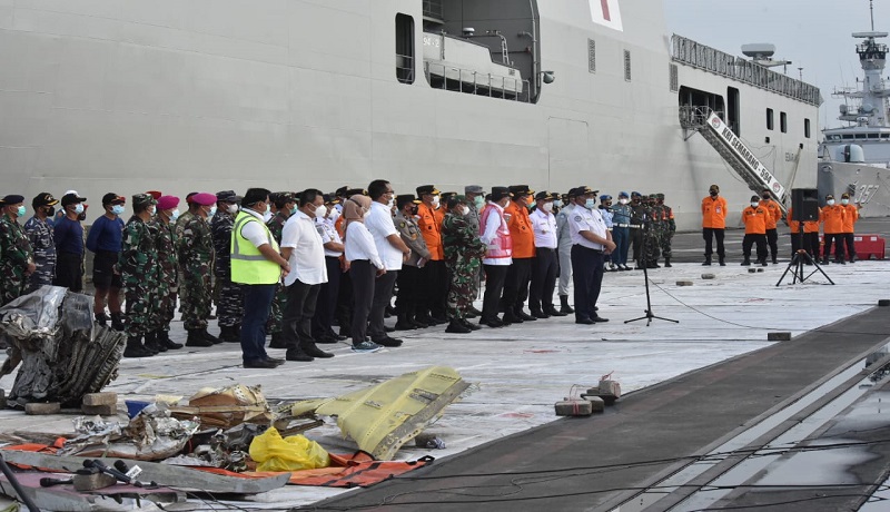 Tim gabungan pencarian korban pesawat Sriwijaya Air. (dok basarnas) Tim gabungan pencarian korban pesawat Sriwijaya Air. (dok basarnas)
