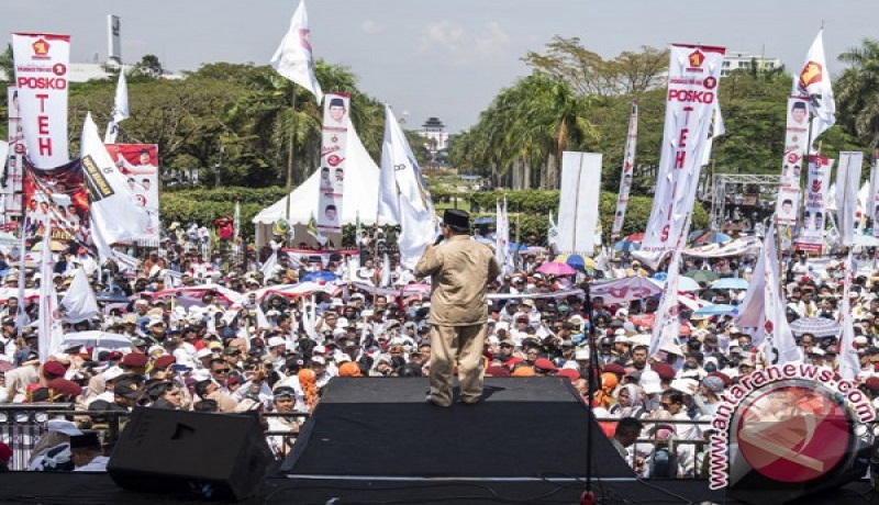 Kampanye Partai Gerindra. Foto: Antara Kampanye Partai Gerindra. Foto: Antara