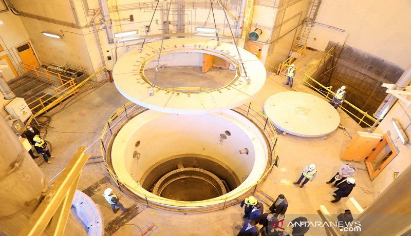 Suasana pembangunan reaktor nuklir air berat di Kota Arak, Iran. FOTO: Antara/West Asian News Agency via REUTERS/wsj Suasana pembangunan reaktor nuklir air berat di Kota Arak, Iran. FOTO: Antara/West Asian News Agency via REUTERS/wsj
