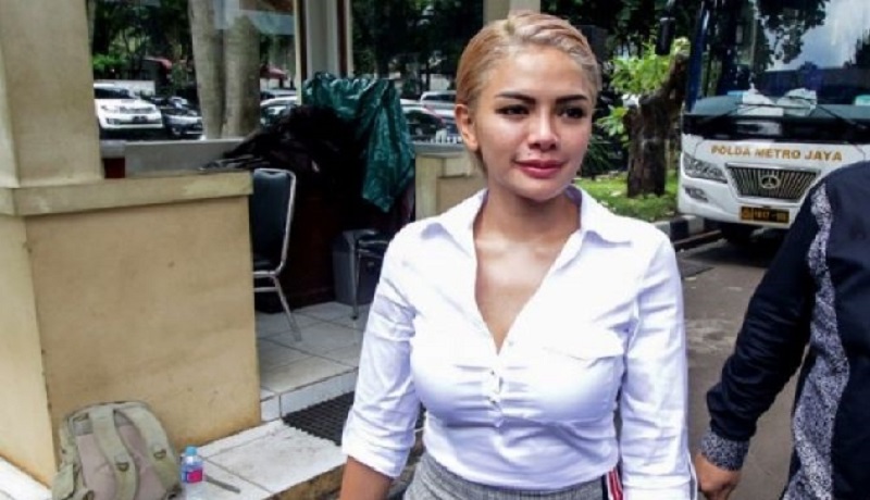 Nikita Mirzani. Foto: Antara Nikita Mirzani. Foto: Antara