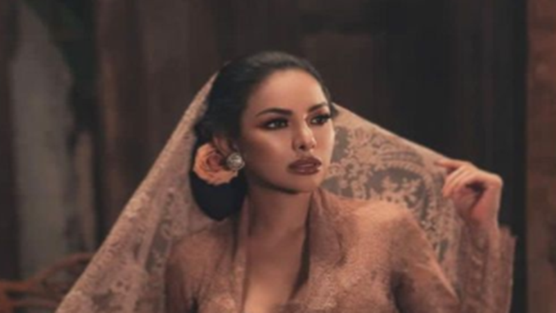 Nikita Mirzani anggun banget (foto: SC IG @nikitamirzanimawardi_17) Nikita Mirzani anggun banget (foto: SC IG @nikitamirzanimawardi_17)