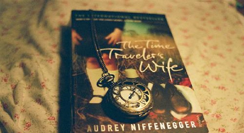 Novel The Time Traveler's Wife (Foto: Tokopedia) Novel The Time Traveler's Wife (Foto: Tokopedia)