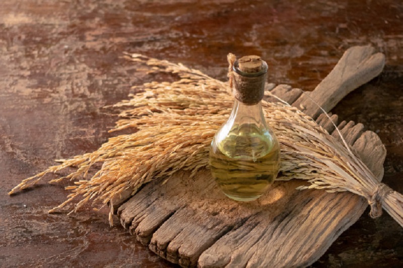 Rice bran oil ( foto: freepik) Rice bran oil ( foto: freepik)