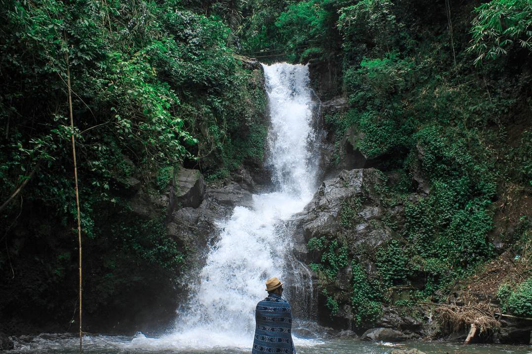 Air Terjun Sekar Langit (Foto: Instagram/@ikafnaufal) Air Terjun Sekar Langit (Foto: Instagram/@ikafnaufal)