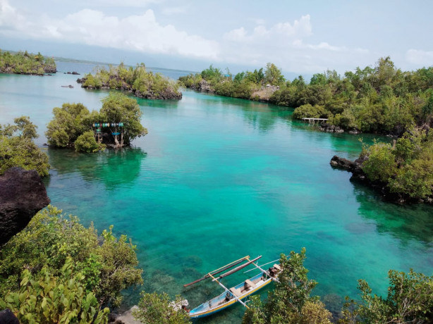 Tanjung Bongo. (Foto: Dok GenPI) Tanjung Bongo. (Foto: Dok GenPI)