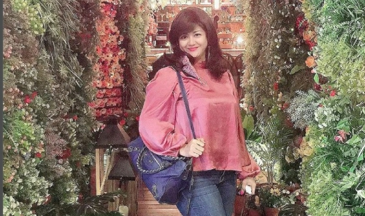 Aktris Yuyun Sukawati lapor ke KPAI, (Foto: Instagram/yuyunjinjun) Aktris Yuyun Sukawati lapor ke KPAI, (Foto: Instagram/yuyunjinjun)