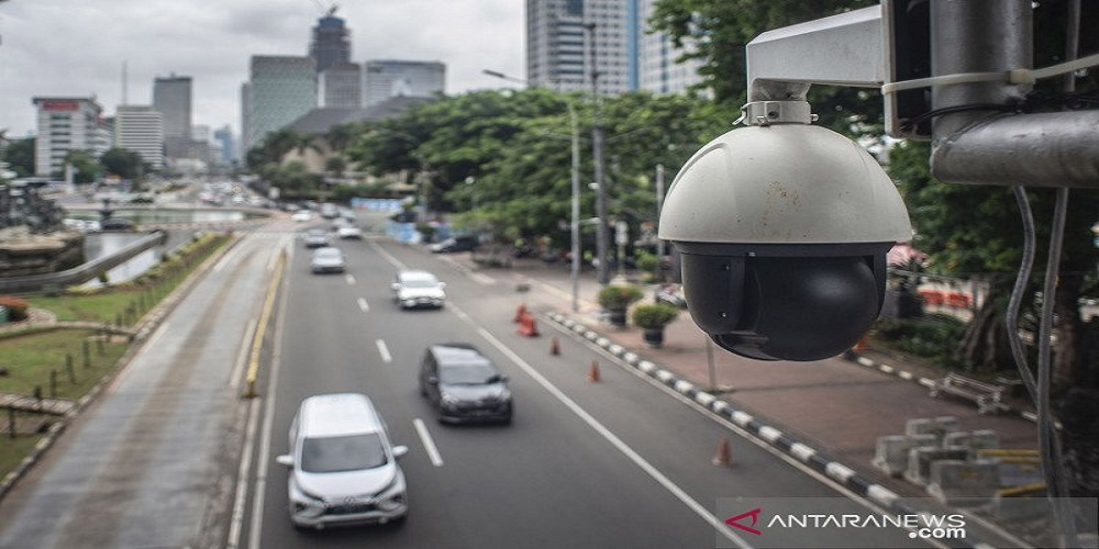 Kamera untuk menilang elektronik. FOTO: Antara Kamera untuk menilang elektronik. FOTO: Antara