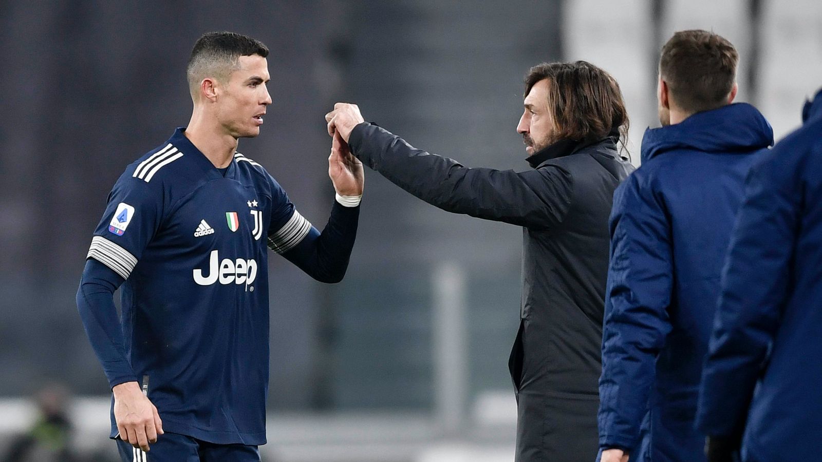 Cristiano Ronaldo dan pelatih Juventus, Andrea Pirlo. (foto: twitter.com/juventusfcen) Cristiano Ronaldo dan pelatih Juventus, Andrea Pirlo. (foto: twitter.com/juventusfcen)
