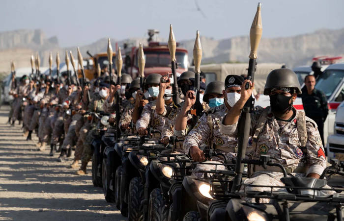 Latihan militer Iran. Foto Reuters. Latihan militer Iran. Foto Reuters.