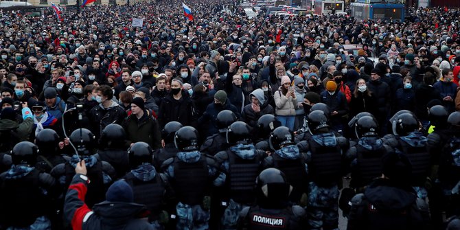 Ribuan pengunjuk rasa antipemerintah Rusia ditangkap. Foto: REUTERS/Maxim Shemetov. Ribuan pengunjuk rasa antipemerintah Rusia ditangkap. Foto: REUTERS/Maxim Shemetov.