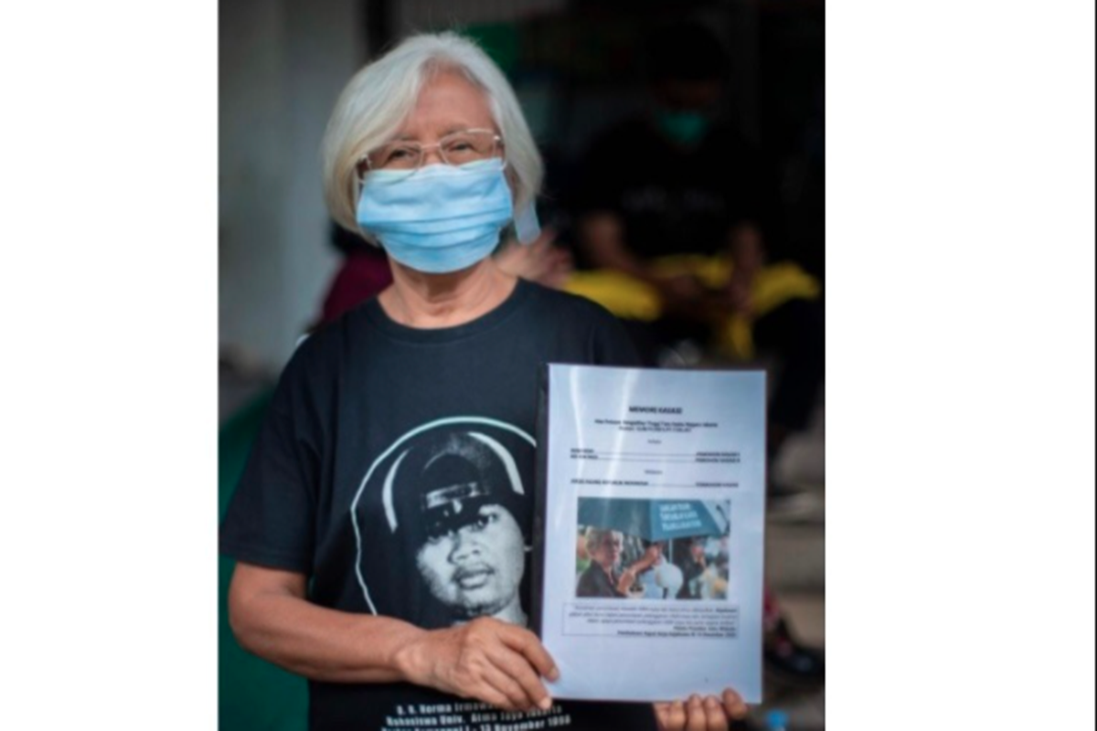 Keluarga korban tragedi Semanggi (foto: Dok. koalisi keadilan Semanggi I dan II) Keluarga korban tragedi Semanggi (foto: Dok. koalisi keadilan Semanggi I dan II)